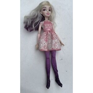 Disney Descendants 2 Style Switch Mal ( Blonde to Purple) Fashion Doll